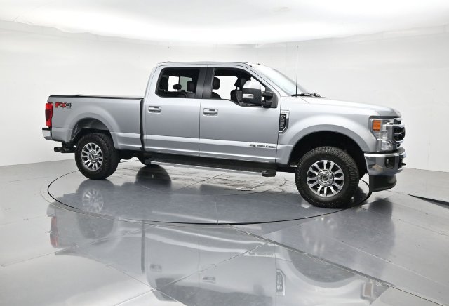 Certified 2022 Ford F250 Lariat w/ Lariat Value Package AWD/4WD image 3