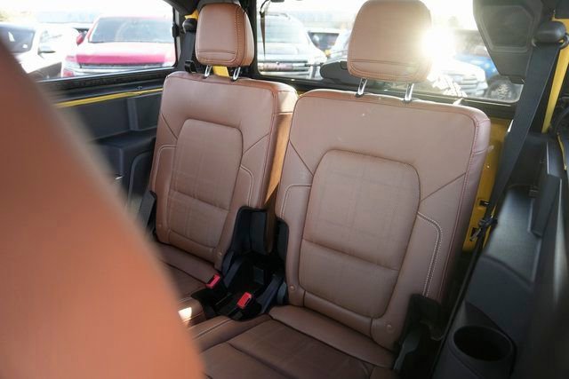 Certified 2024 Ford Bronco Heritage Edition image 11