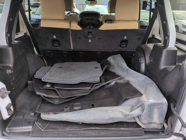 Used 2019 Jeep Wrangler Unlimited Sahara AWD/4WD image 19