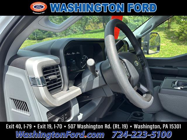 Certified 2026 Ford F250 XL w/ XL Chrome Package AWD/4WD image 13