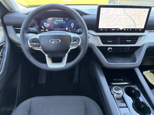 Certified 2025 Ford Explorer Active AWD/4WD image 24