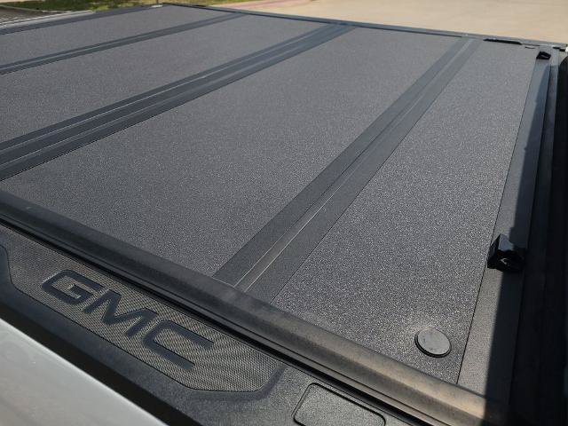 Used 2024 GMC Sierra 1500 AT4X AWD/4WD image 9
