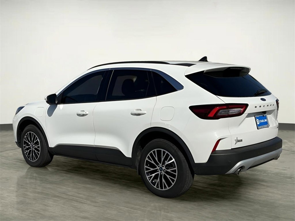 Certified 2024 Ford Escape SE image 4