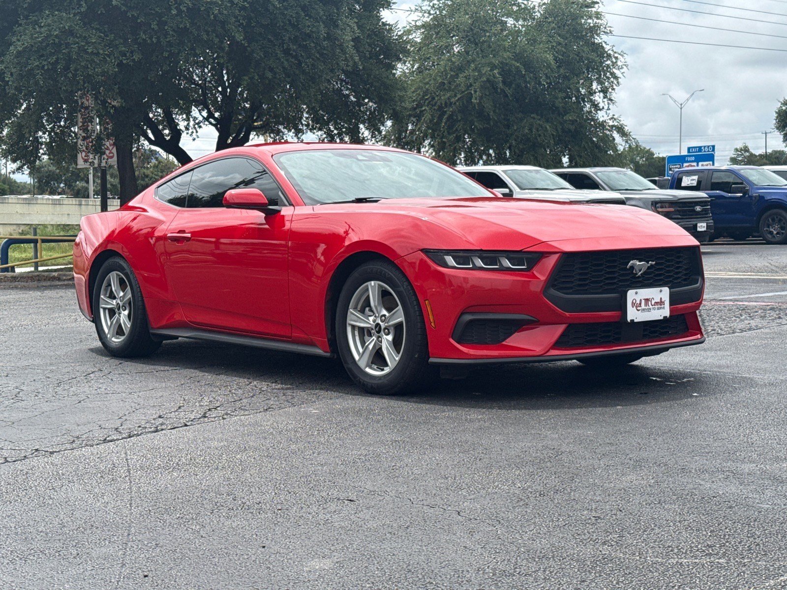 Certified 2024 Ford Mustang Coupe RWD image 2