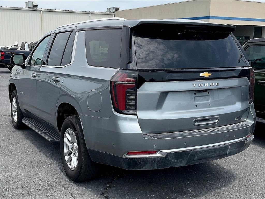 Used 2025 Chevrolet Tahoe LT AWD/4WD image 3