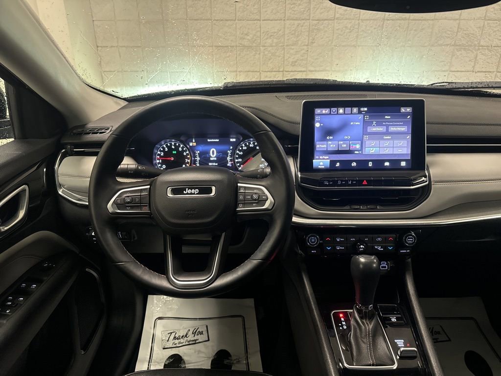 Used 2022 Jeep Compass Limited image 19