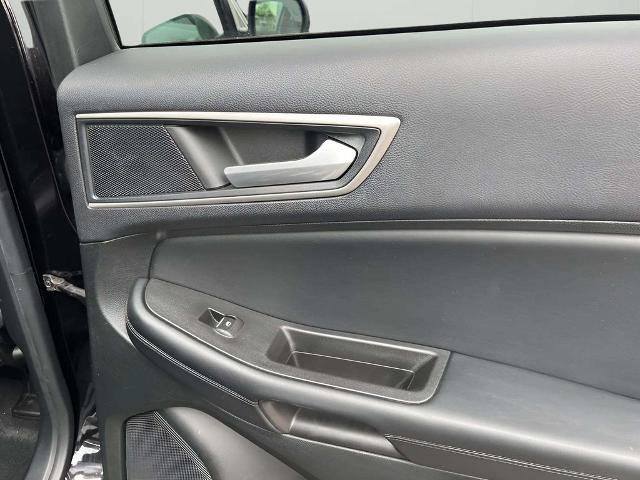 Certified 2022 Ford Edge SEL w/ Convenience Package AWD/4WD image 12