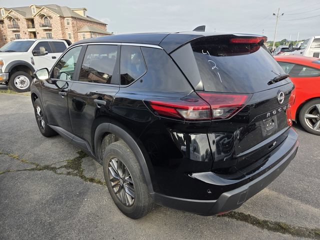 Used 2024 Nissan Rogue S FWD image 8