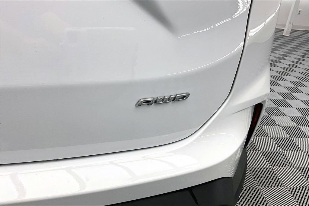 Certified 2024 Ford Edge SE image 10