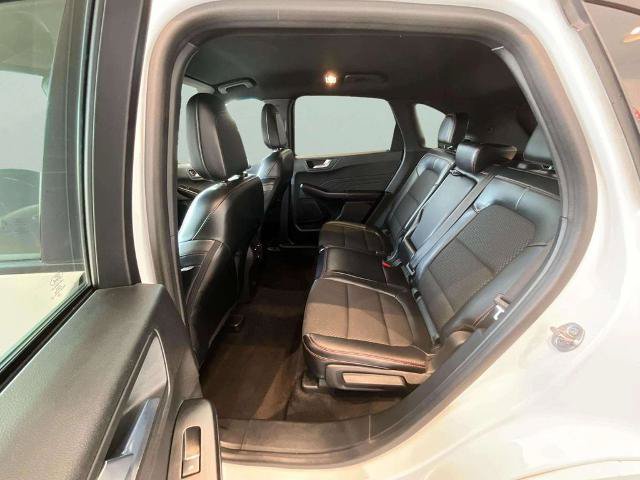 Certified 2023 Ford Escape ST-Line AWD/4WD image 17