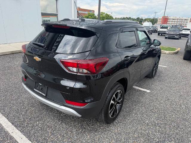 Used 2025 Chevrolet TrailBlazer LT AWD/4WD image 6