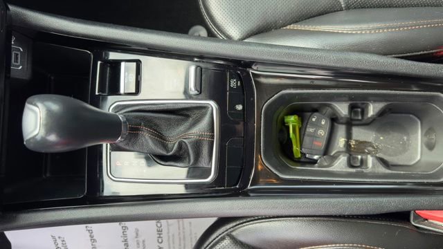 Used 2022 Jeep Compass Limited w/ Elite Group image 15