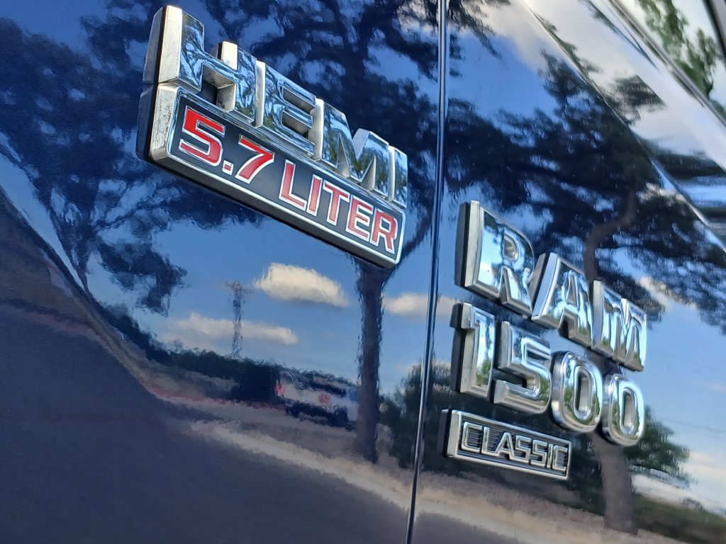 Used 2019 RAM 1500 Big Horn AWD/4WD image 9