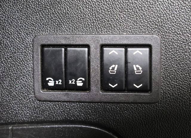 Used 2019 GMC Yukon SLT w/ Graphite Performance Edition AWD/4WD image 27