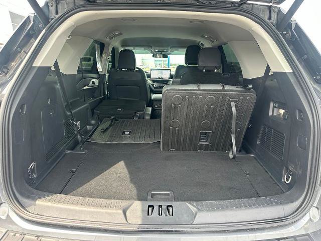 Certified 2025 Ford Explorer Active w/ Active Comfort Package RWD image 21