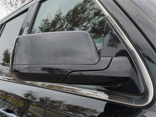 Used 2019 GMC Yukon XL Denali w/ Denali Ultimate Package image 12