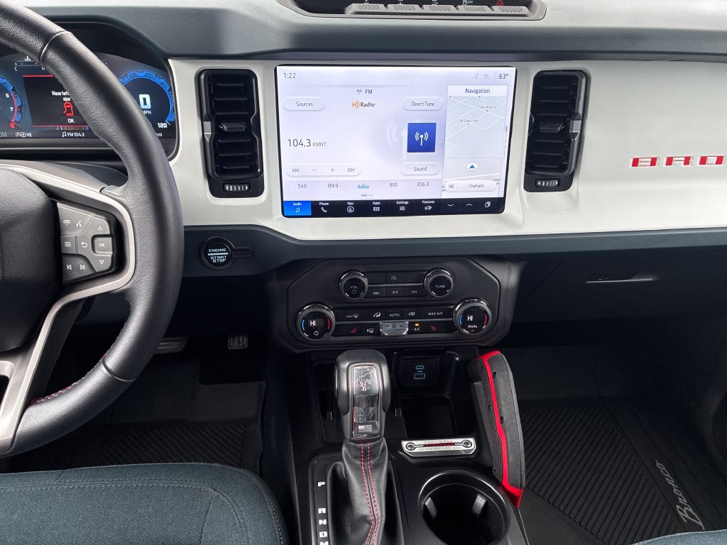 Certified 2025 Ford Bronco Heritage Edition AWD/4WD image 21