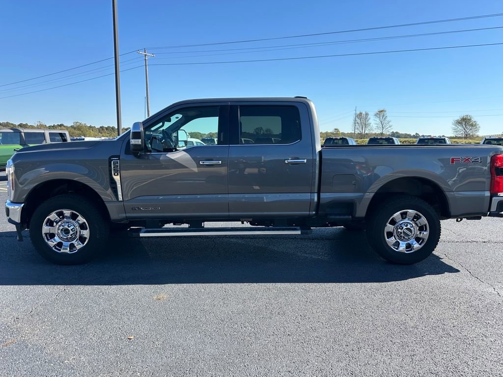 Certified 2024 Ford F250 Lariat w/ Chrome Package image 32