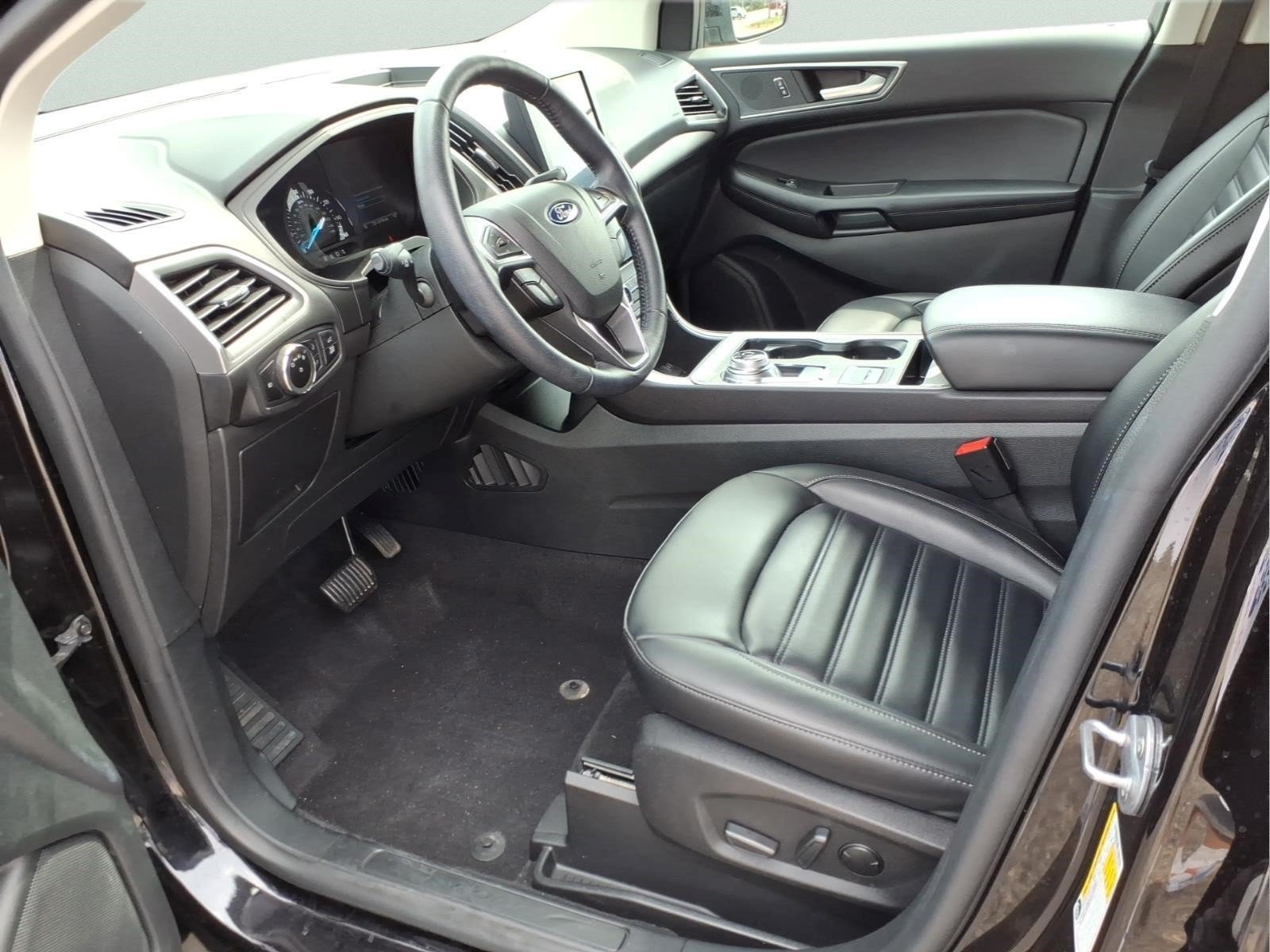 Certified 2023 Ford Edge SEL w/ Convenience Package AWD/4WD image 4