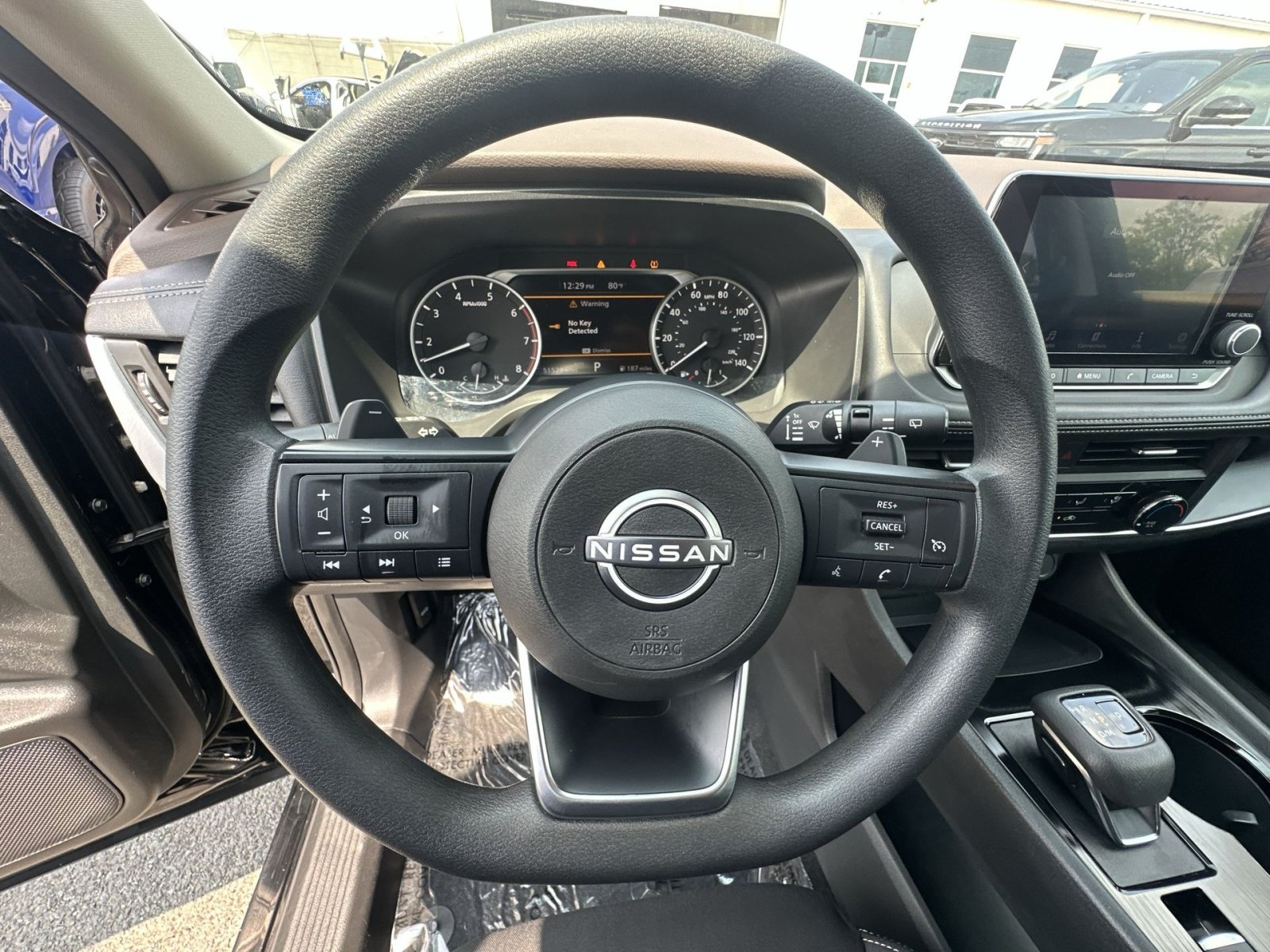 Used 2023 Nissan Rogue S AWD/4WD image 24