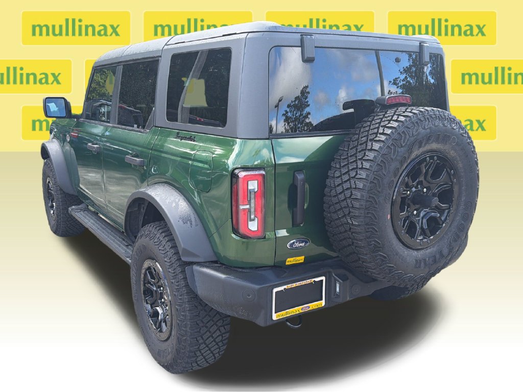 Certified 2024 Ford Bronco Wildtrak AWD/4WD image 10