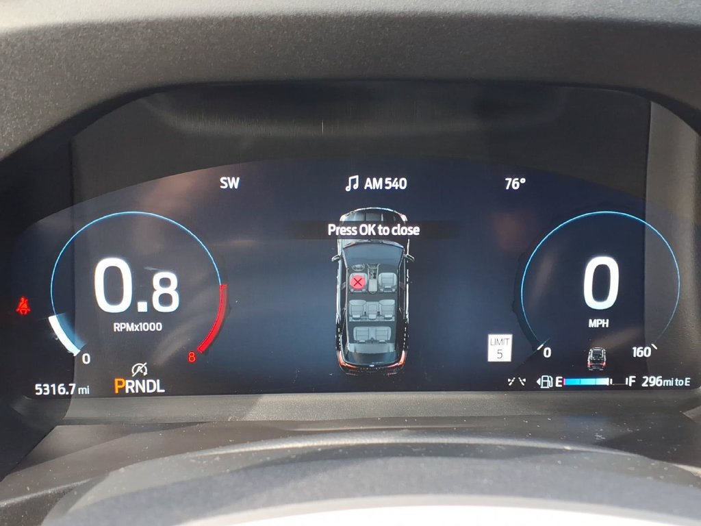 Certified 2026 Ford Explorer Active AWD/4WD image 8