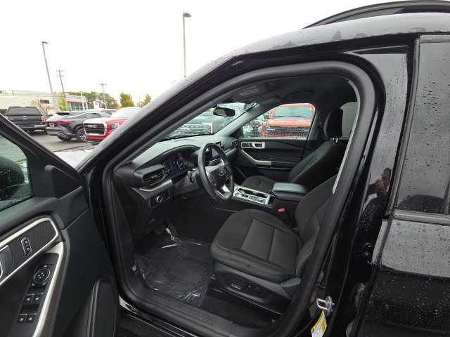 Certified 2023 Ford Explorer XLT AWD/4WD image 8