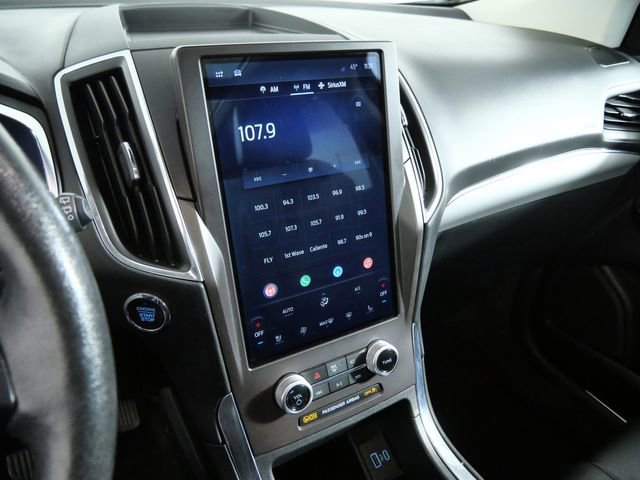 Certified 2021 Ford Edge Titanium w/ Canadian Touring Package image 18