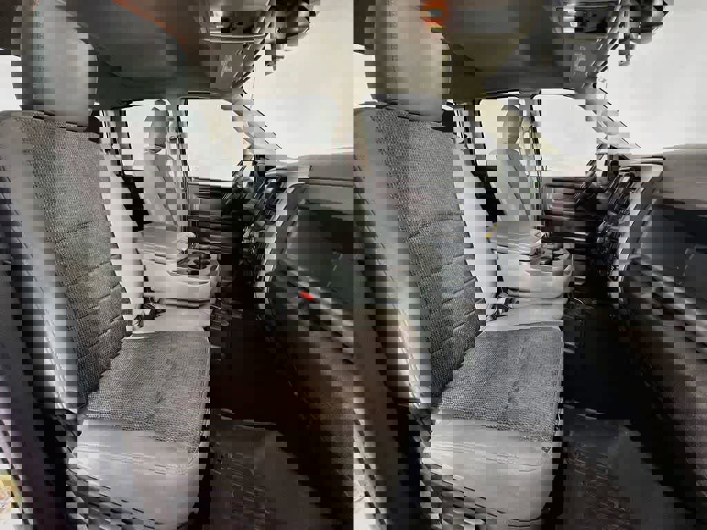 Used 2020 RAM 1500 Express w/ Wheel & Sound Group AWD/4WD image 17