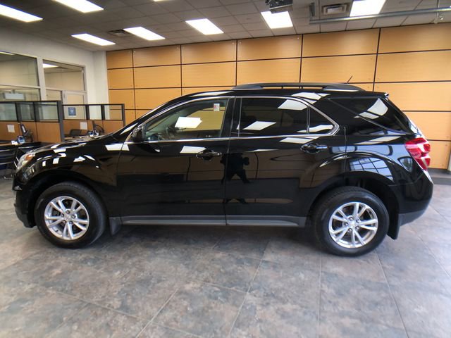 Used 2017 Chevrolet Equinox LT w/ Convenience Package AWD/4WD image 4