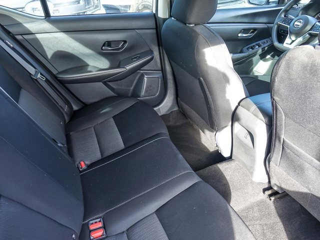 Used 2025 Nissan Sentra SV image 30