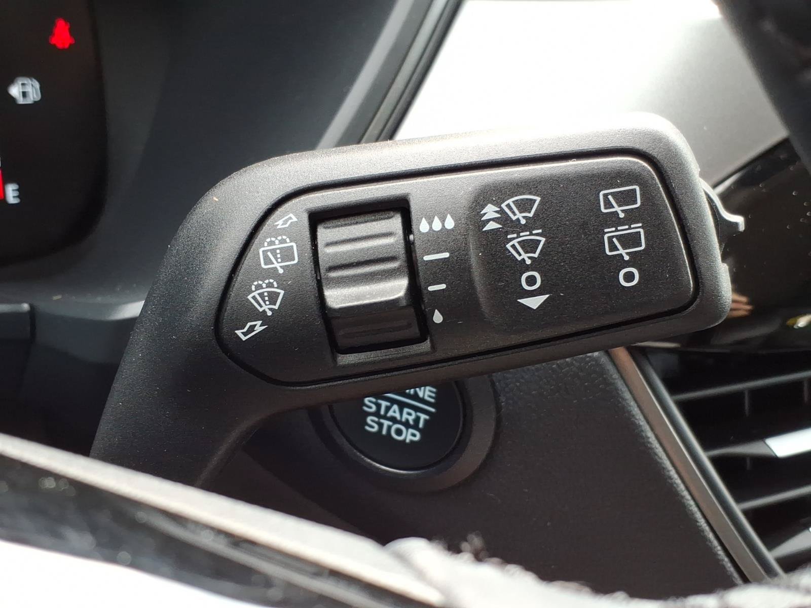 Certified 2023 Ford Escape Active AWD/4WD image 28