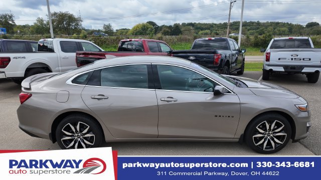 Used 2025 Chevrolet Malibu RS FWD image 9
