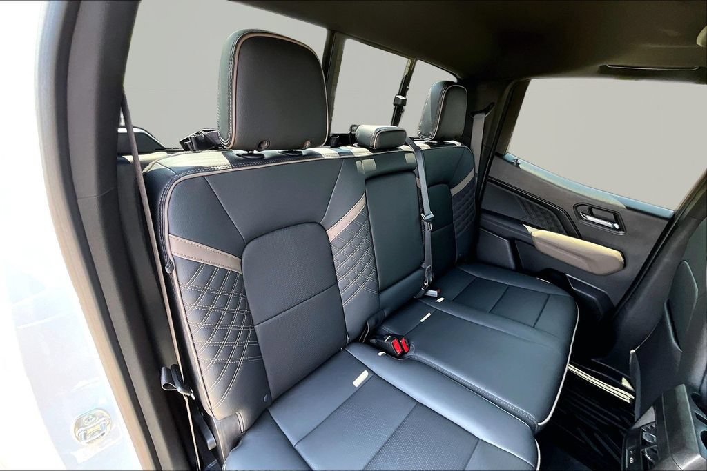Used 2024 GMC Canyon Denali AWD/4WD image 28