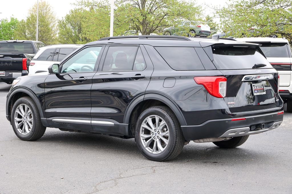 Certified 2023 Ford Explorer XLT w/ Equipment Group 202A AWD/4WD image 7