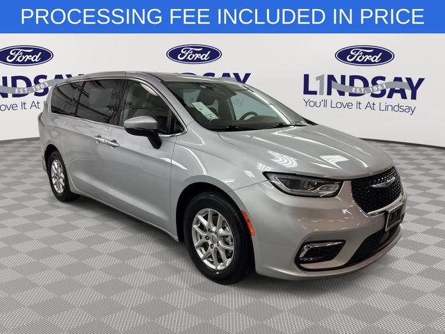 Used 2023 Chrysler Pacifica Touring-L