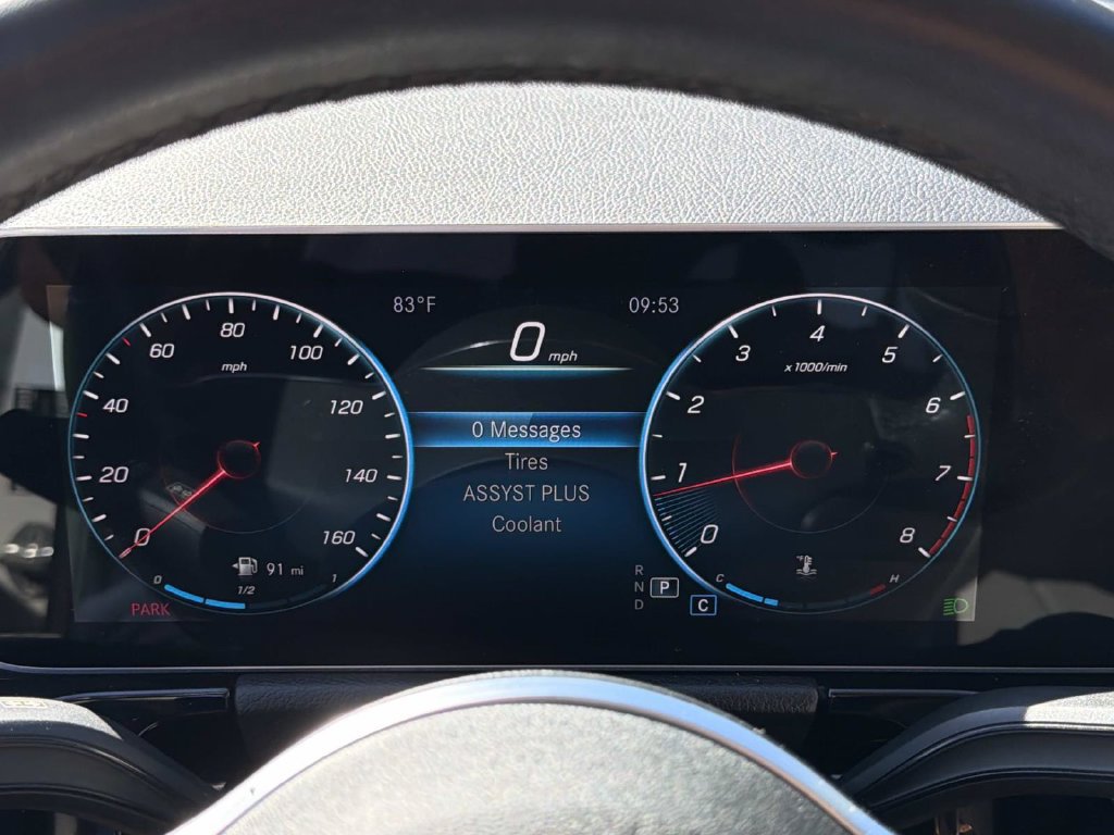 Used 2021 Mercedes-Benz GLA 250 w/ Premium Package image 23