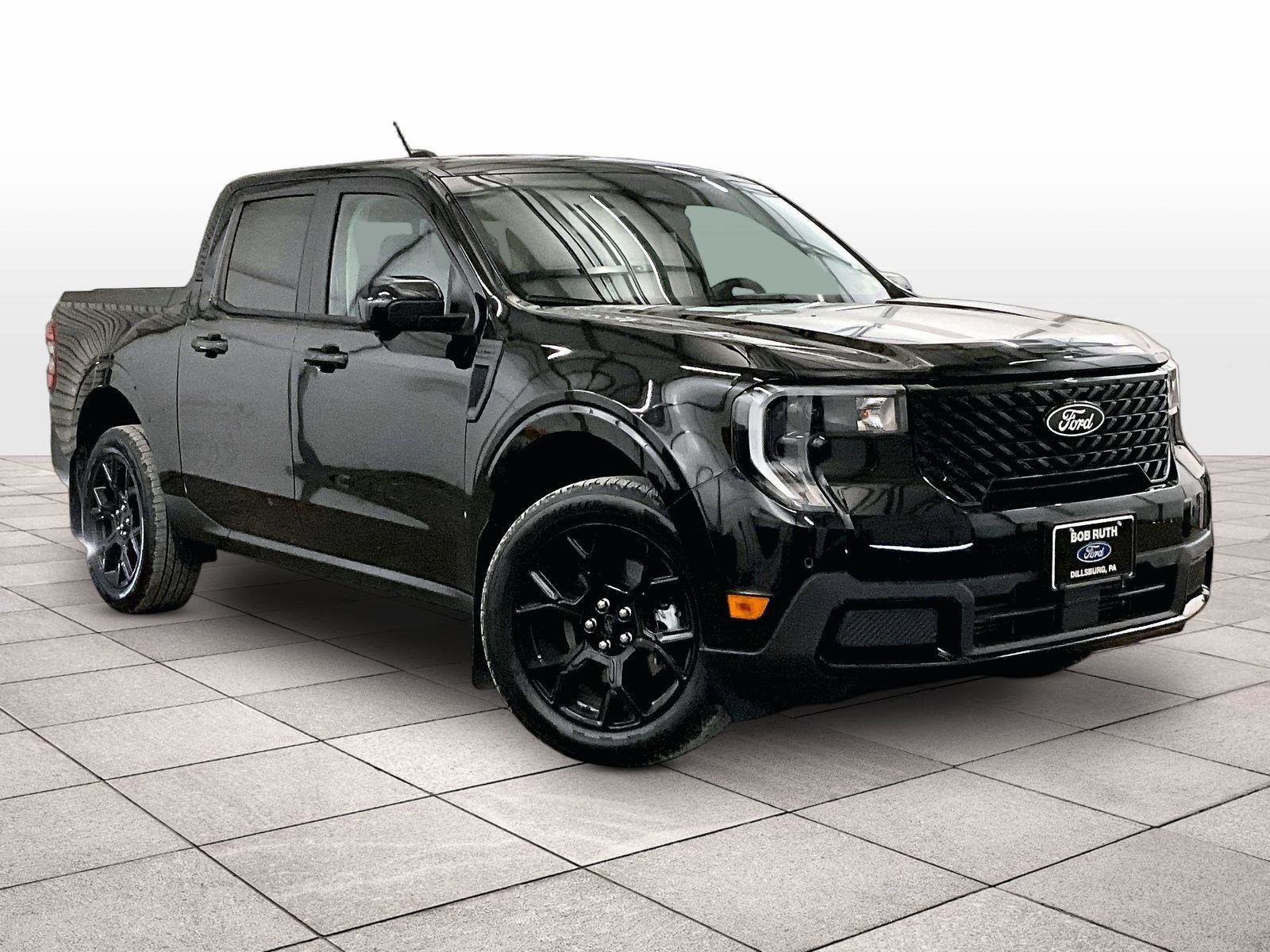 Certified 2025 Ford Maverick Lariat w/ Black Appearance Package image 2