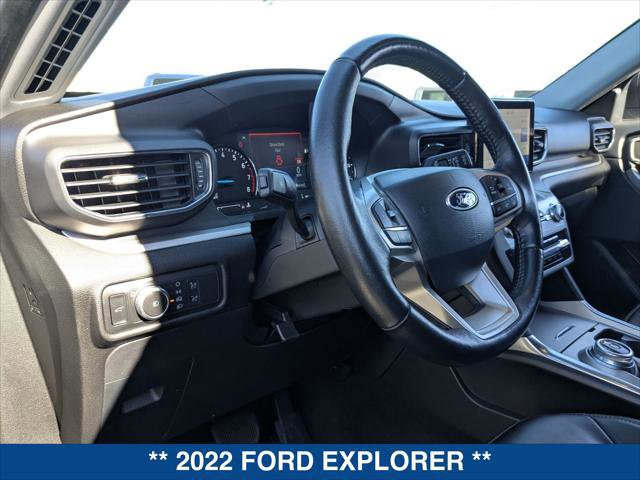 Certified 2022 Ford Explorer XLT w/ Equipment Group 202A image 12