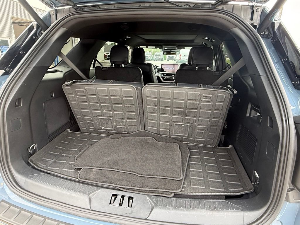 Certified 2025 Ford Explorer ST-Line w/ Premium Package AWD/4WD image 21