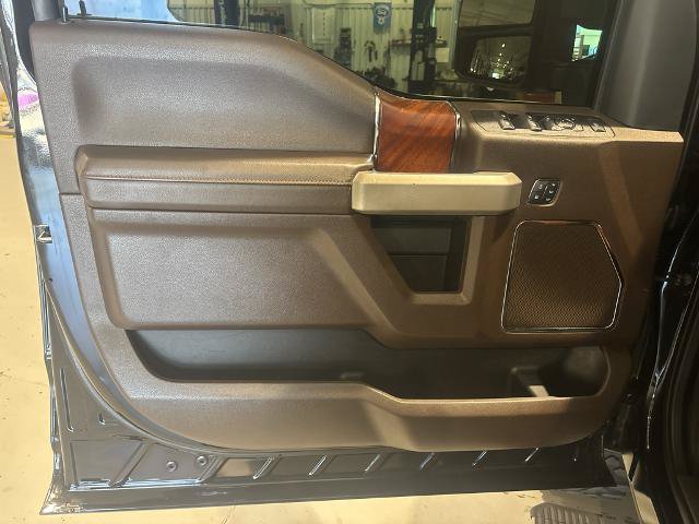 Certified 2022 Ford F250 King Ranch w/ King Ranch Ultimate Package AWD/4WD image 11
