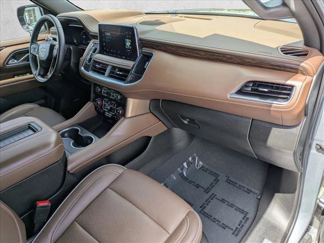 Used 2024 Chevrolet Suburban High Country image 27