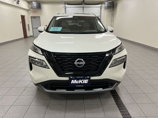 Used 2023 Nissan Rogue SL w/ SL Premium Package image 4