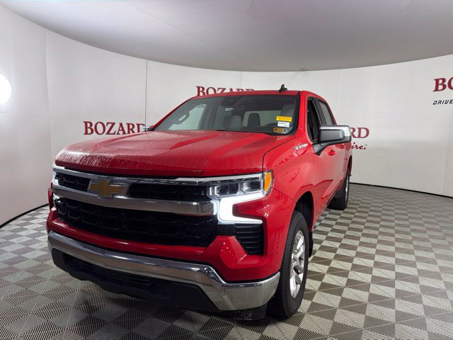 Used 2022 Chevrolet Silverado 1500 LT w/ Protection Package RWD image 4