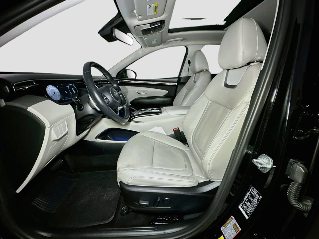 Used 2022 Hyundai Tucson Limited w/ Cargo Package AWD/4WD image 17