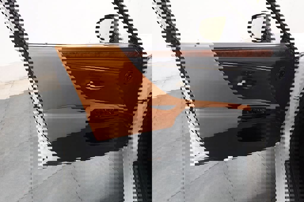 Used 2022 Lexus ES 250 w/ Premium Package image 7