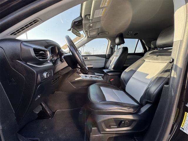 Certified 2022 Ford Explorer XLT w/ Equipment Group 202A image 14