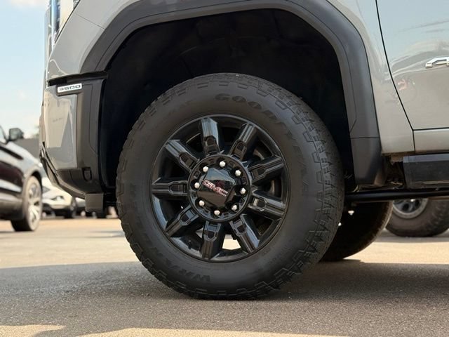 Used 2025 GMC Sierra 3500 AT4 w/ AT4 Premium Plus Package AWD/4WD image 42