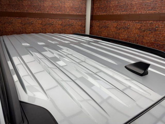 Certified 2022 Ford Explorer XLT image 28