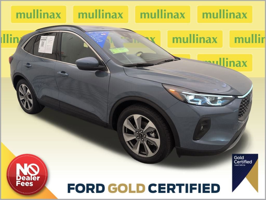 Certified 2025 Ford Escape Platinum image 1